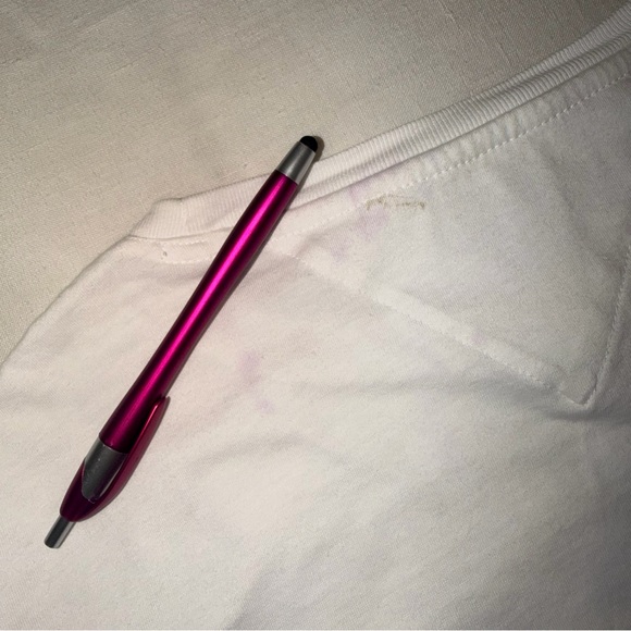 Vintage Tommy Hilfiger Cropped T-Shirt - Size XS - Picture 7 of 7